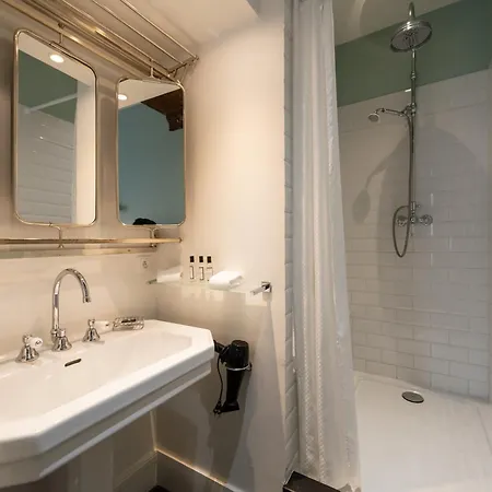 1er Etage Marais Hotel 3*