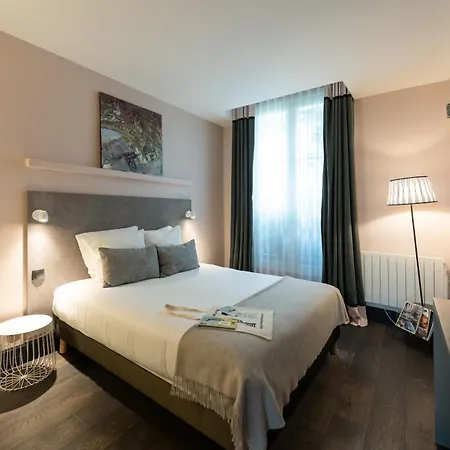 Hotel 1er Etage Marais 3*