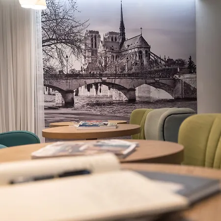 1er Etage Marais Hotel 3*