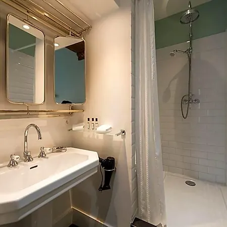 1er Etage Marais Hotel Paris