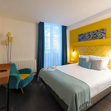 1er Etage Marais 3*