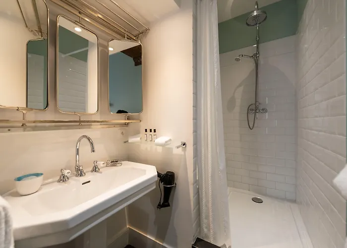 Hotel 1er Etage Marais Paris