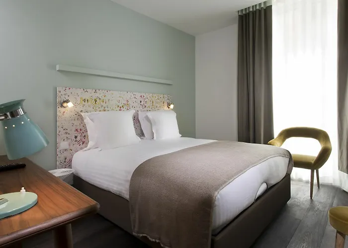 1er Etage Marais 3*
