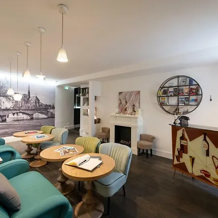 1er Etage Marais Hotel 3*